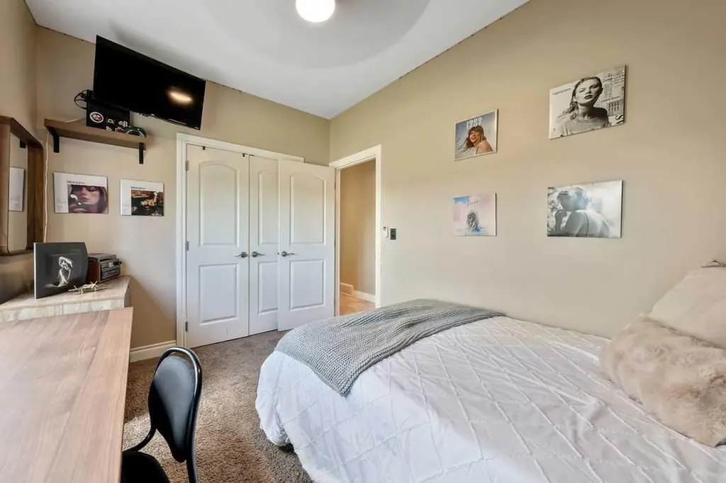 709 3 Street SW Diamond Valley AB T0L 0H0