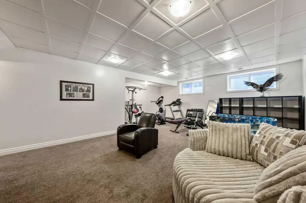 709 3 Street SW Diamond Valley AB T0L 0H0