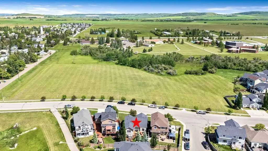 709 3 Street SW Diamond Valley AB T0L 0H0