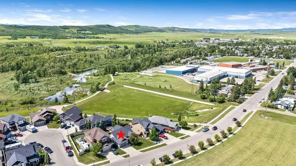 709 3 Street SW Diamond Valley AB T0L 0H0