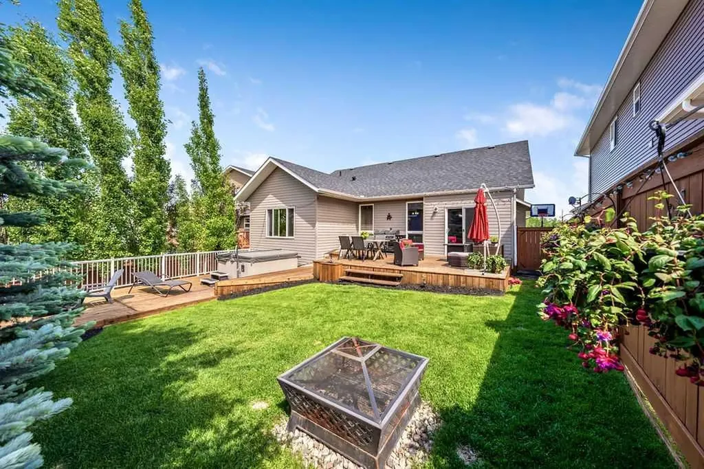 709 3 Street SW Diamond Valley AB T0L 0H0