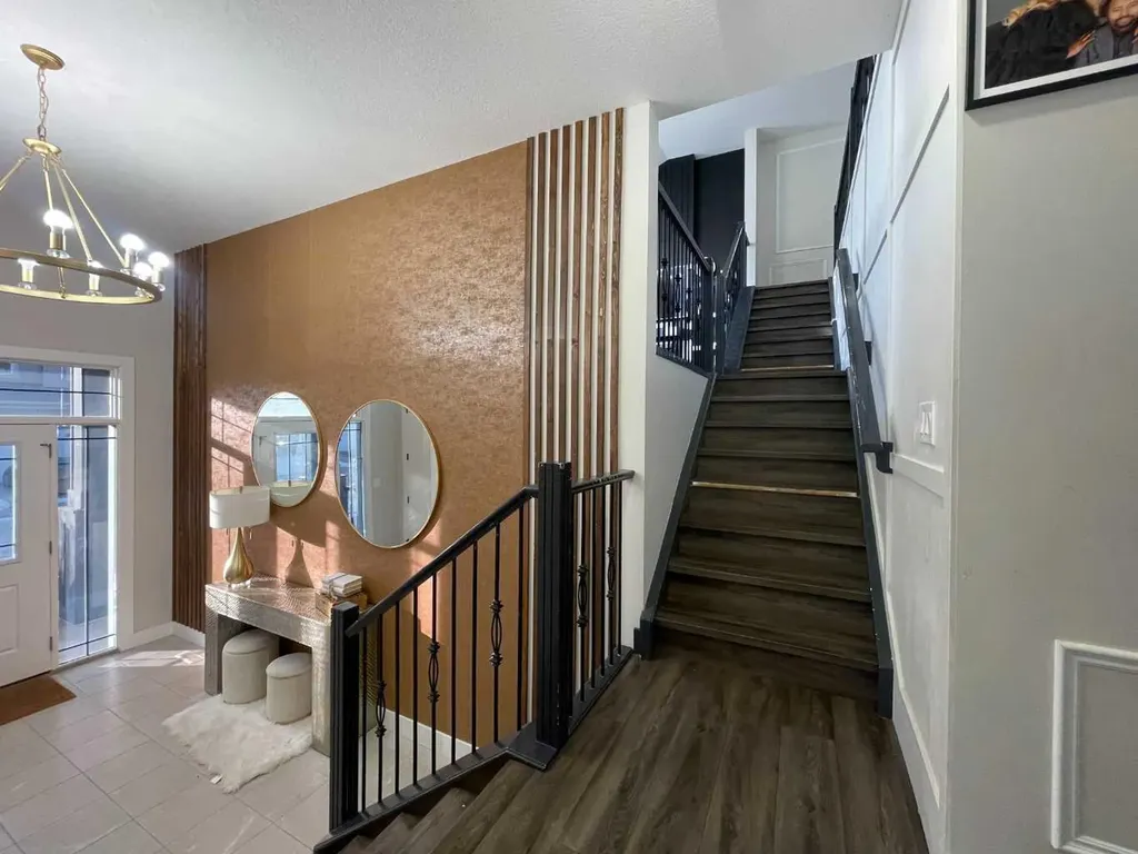 220 Carringham Road NW Calgary AB T3P 1V4