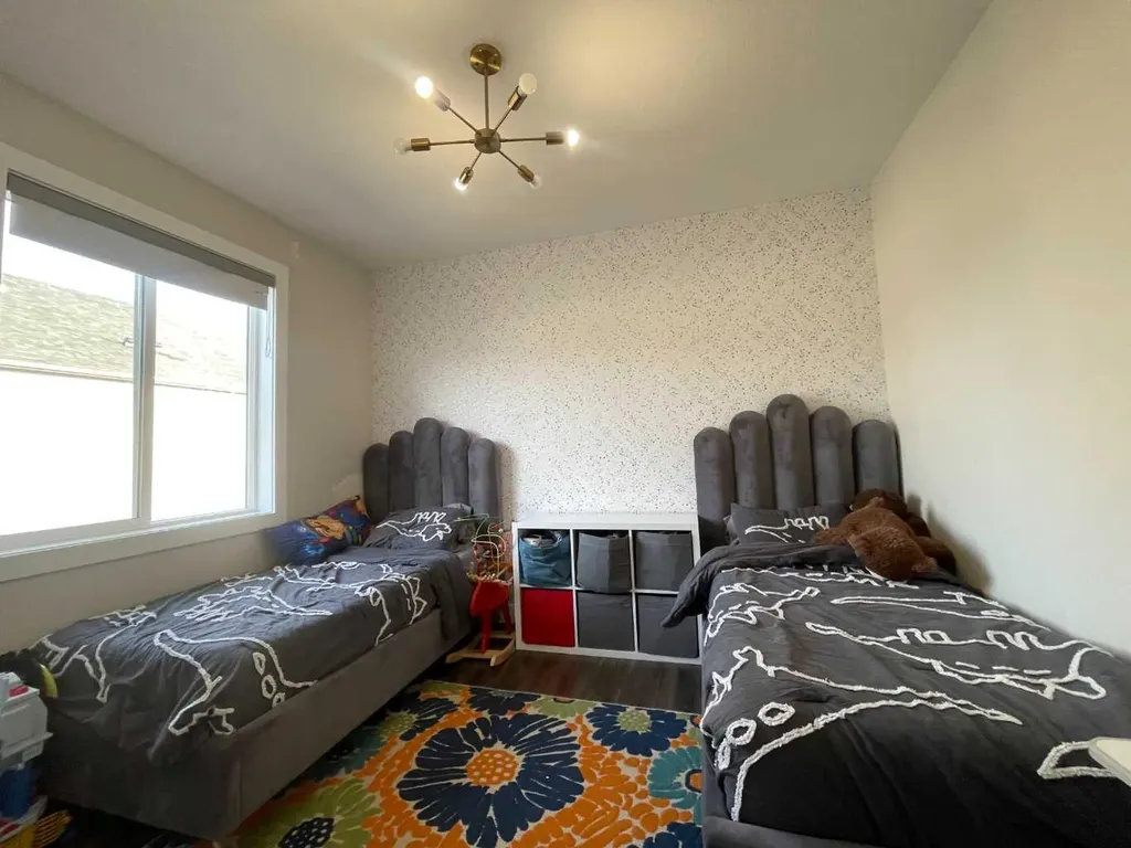 220 Carringham Road NW Calgary AB T3P 1V4