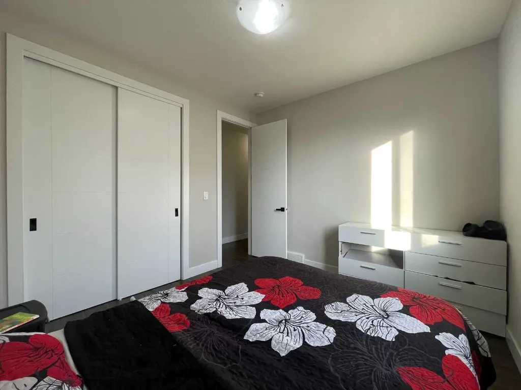 220 Carringham Road NW Calgary AB T3P 1V4