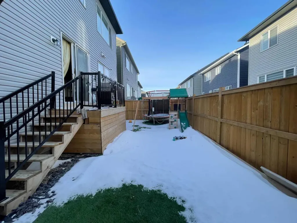 220 Carringham Road NW Calgary AB T3P 1V4