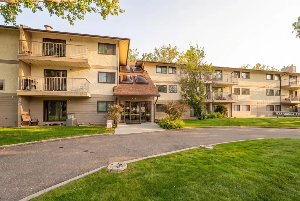 855 Columbia Boulevard W Lethbridge AB T1K 4B7