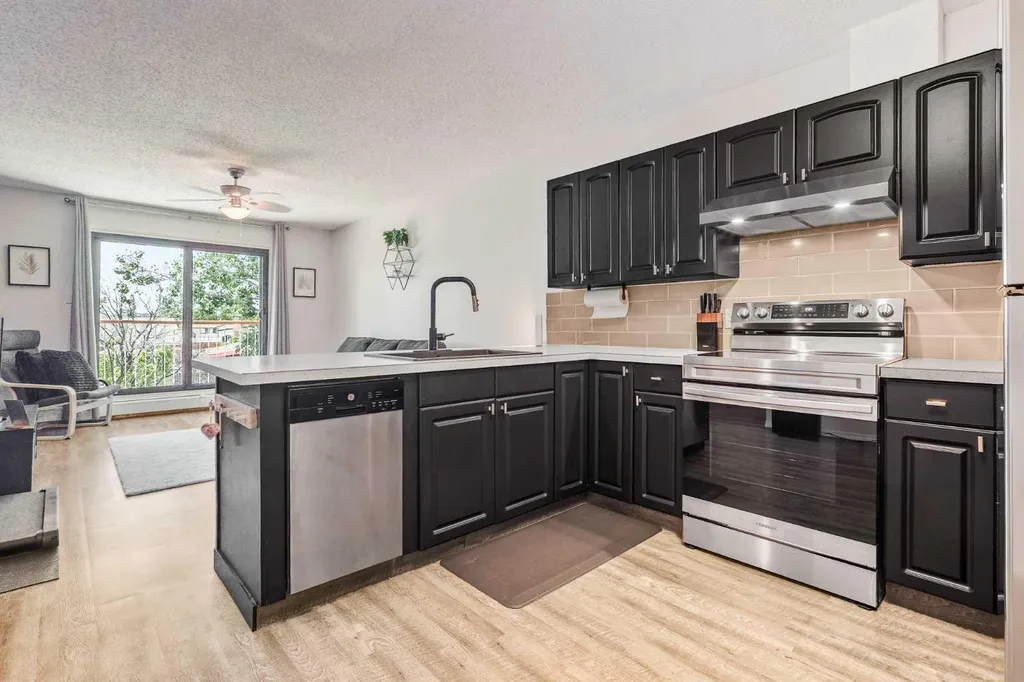 855 Columbia Boulevard W Lethbridge AB T1K 4B7