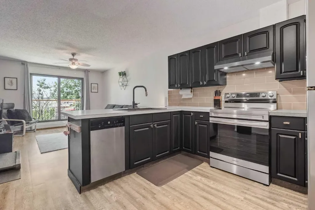 855 Columbia Boulevard W Lethbridge AB T1K 4B7