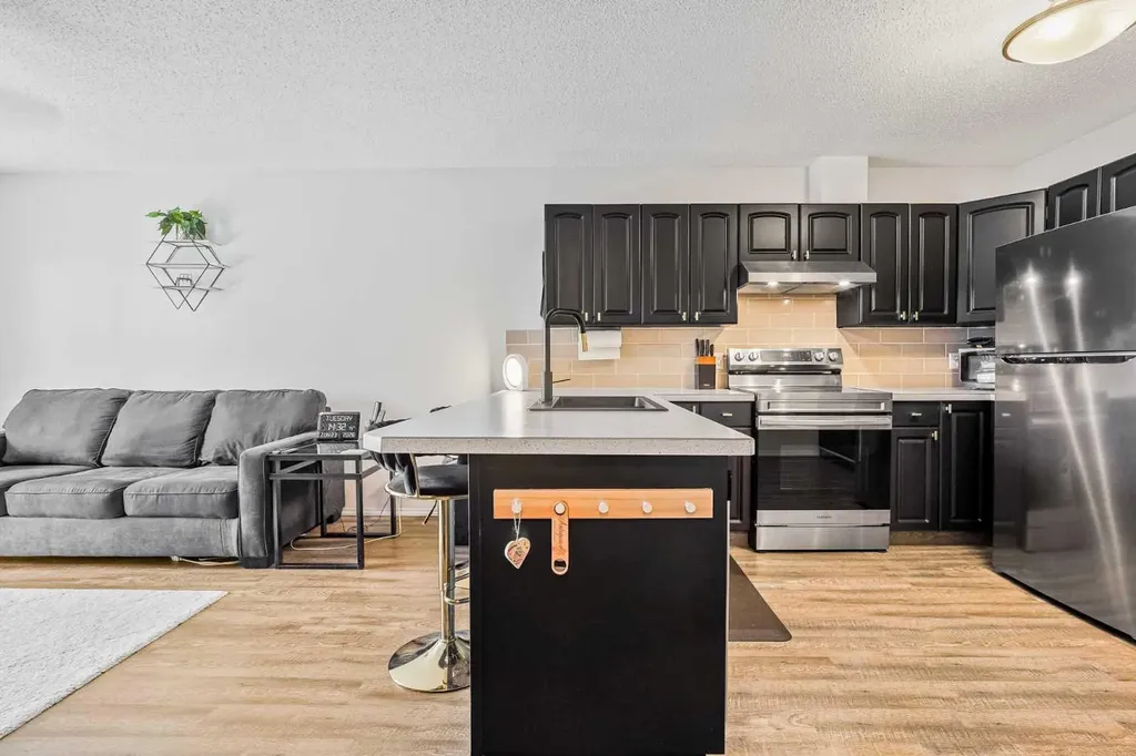 855 Columbia Boulevard W Lethbridge AB T1K 4B7