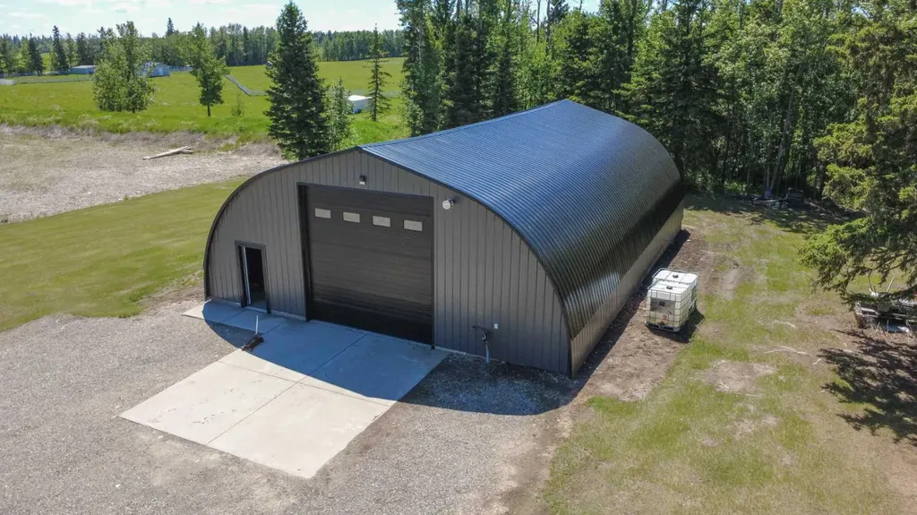 5113 Highway 27 Highway Rural Mountain View County AB T0M 1X0