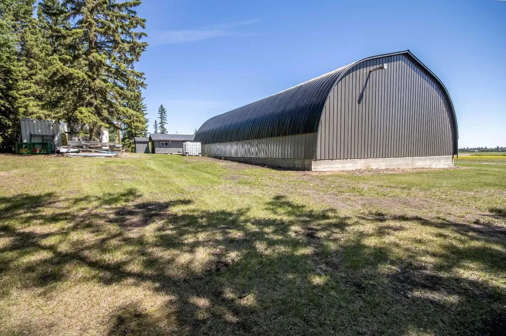 5113 Highway 27 Highway Rural Mountain View County AB T0M 1X0