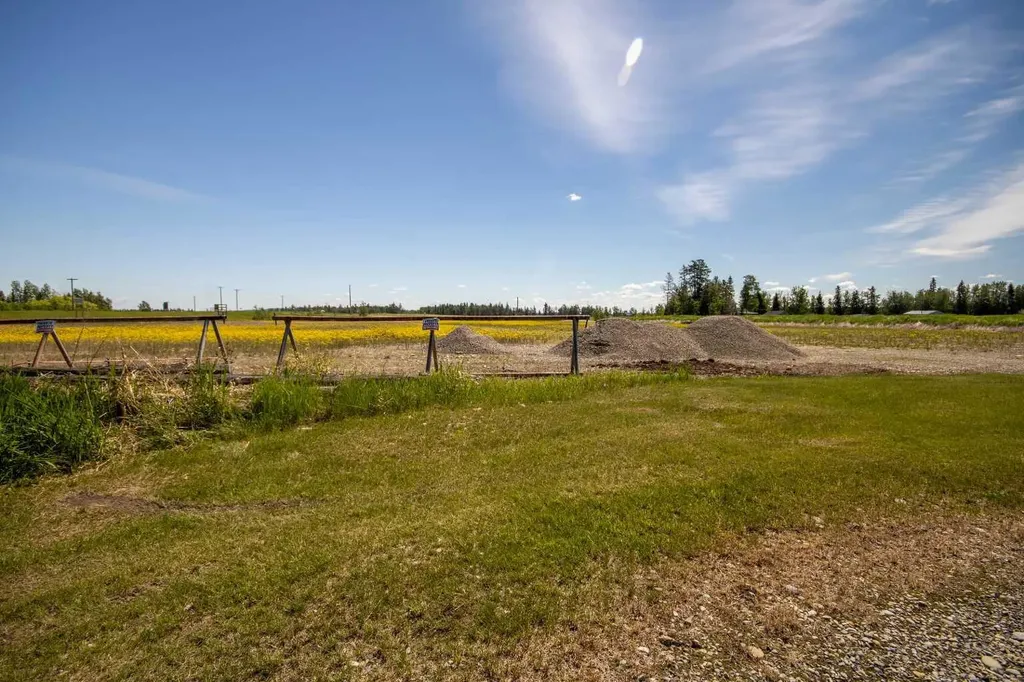 5113 Highway 27 Highway Rural Mountain View County AB T0M 1X0