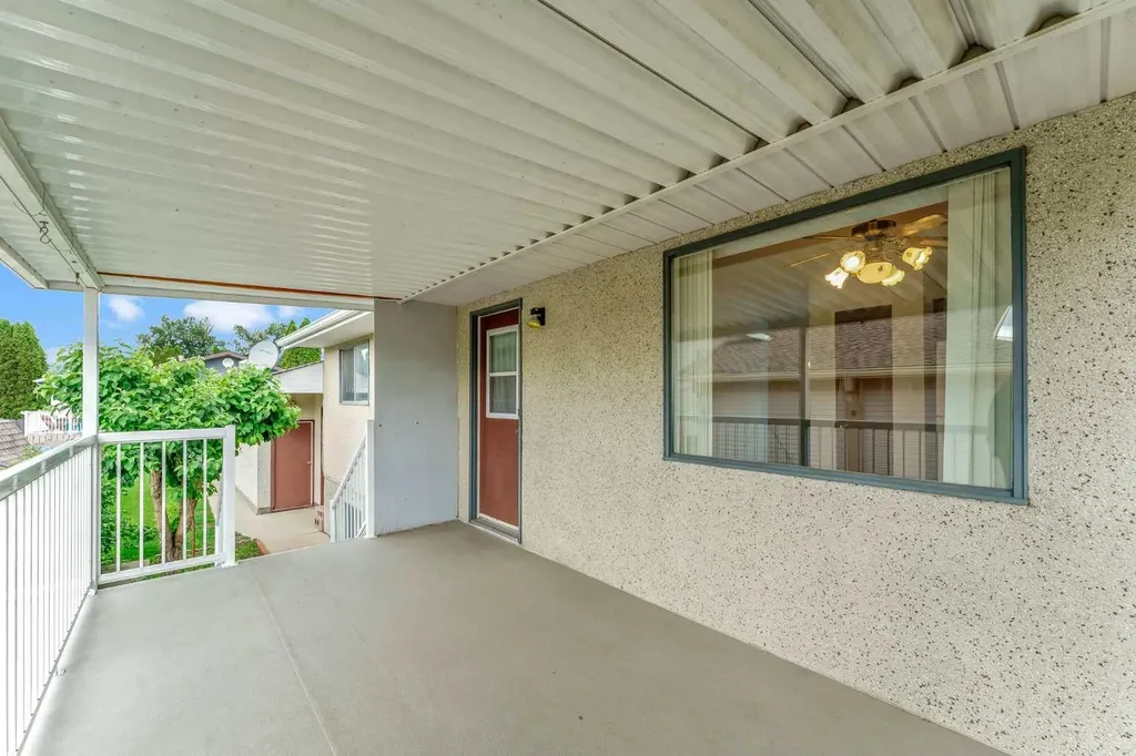 13 Rossland Place SE Medicine Hat AB T1B 1Z8
