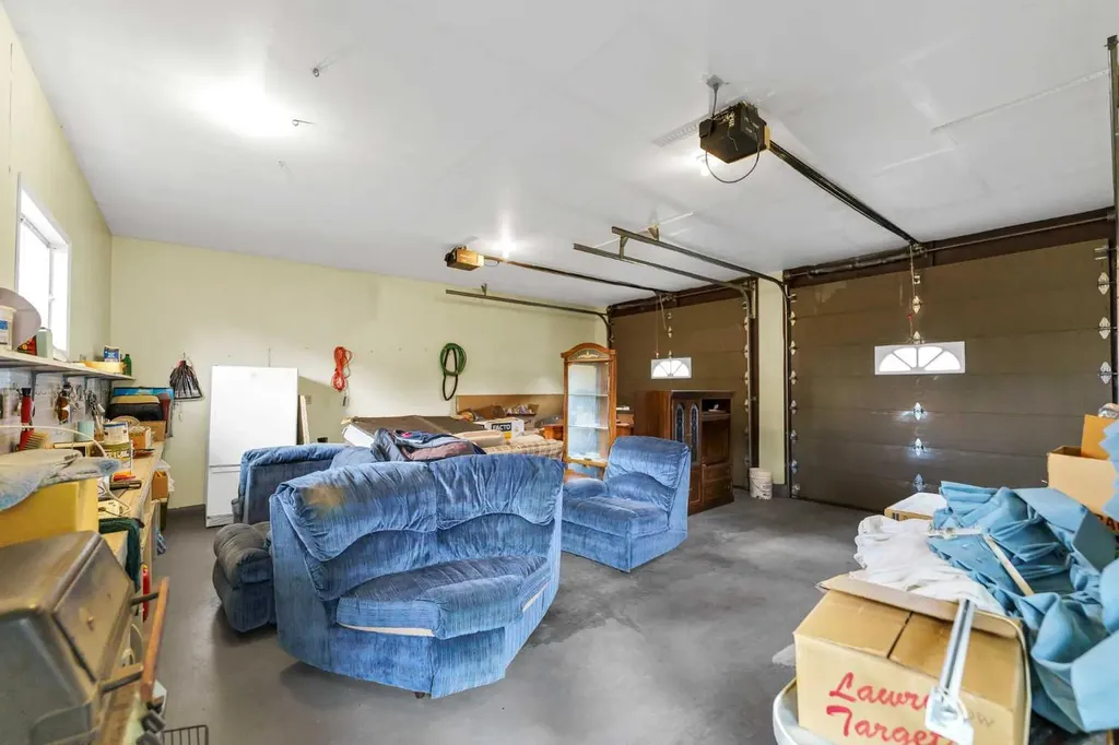 13 Rossland Place SE Medicine Hat AB T1B 1Z8