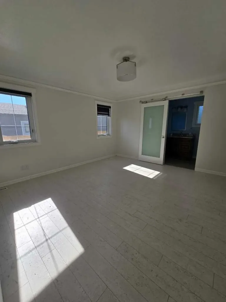 5709 57 Avenue Rocky Mountain House AB T4T1A2