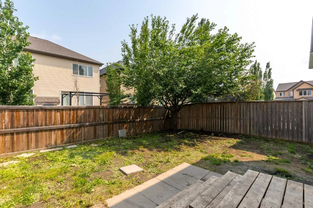 137 Windridge Road SW Airdrie AB T4B 2R4