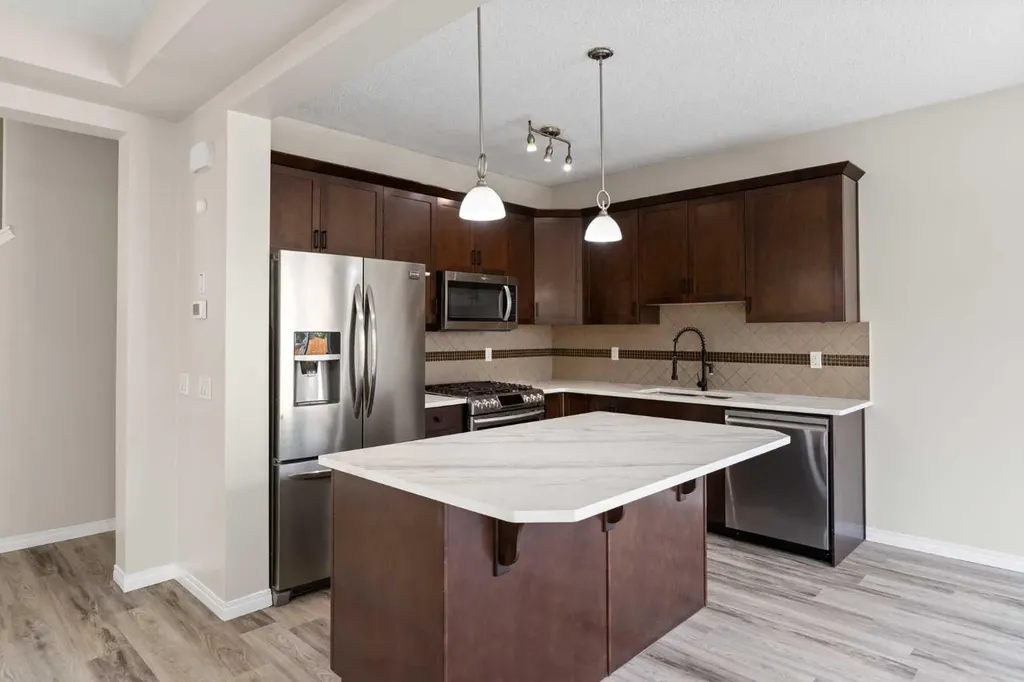 137 Windridge Road SW Airdrie AB T4B 2R4