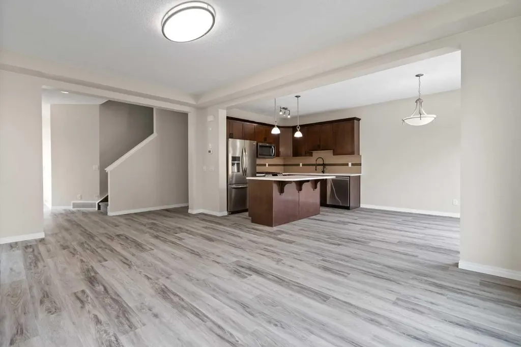 137 Windridge Road SW Airdrie AB T4B 2R4