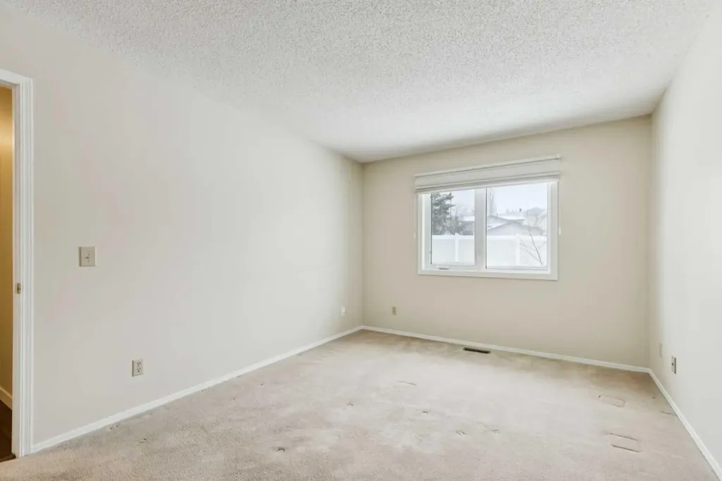 43 Macewan Park Heights NW Calgary AB T3K 3W6