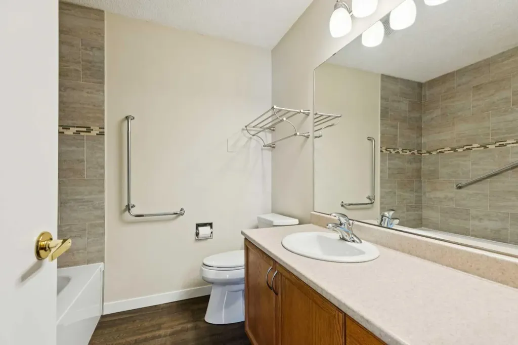 43 Macewan Park Heights NW Calgary AB T3K 3W6