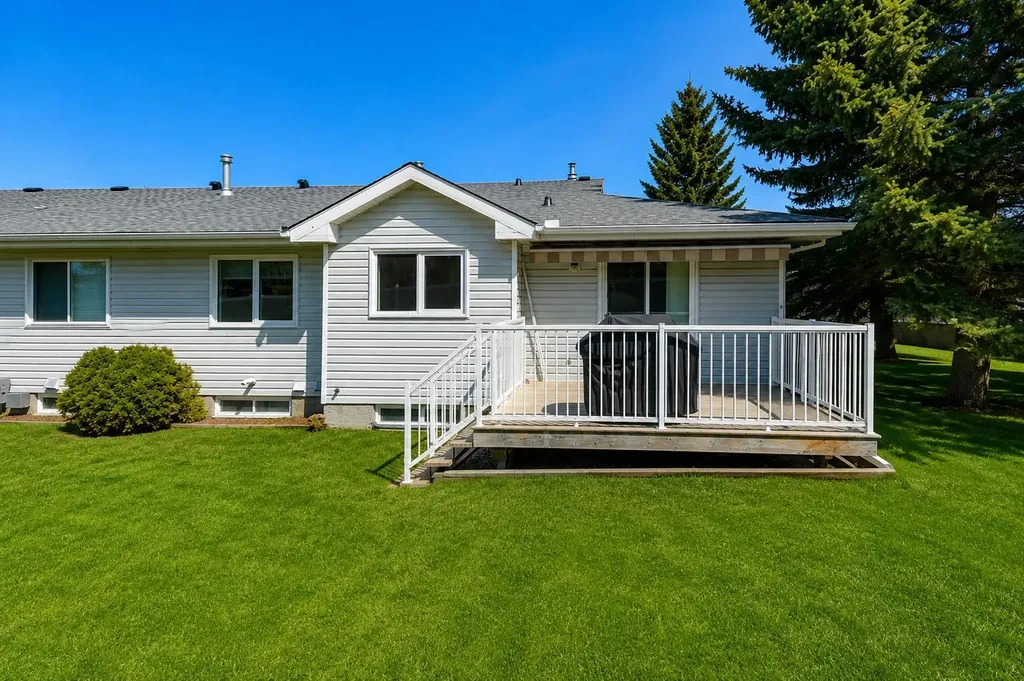 43 Macewan Park Heights NW Calgary AB T3K 3W6