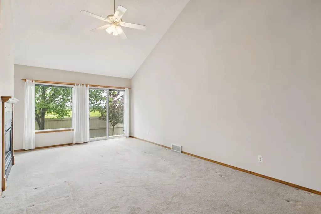 133 Chaparral Point SE Calgary AB T2X 3M8