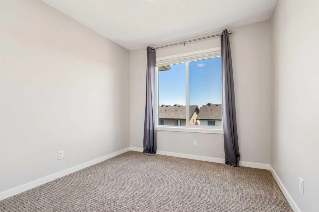 549 Hillcrest Road SW Airdrie AB T4B4H6