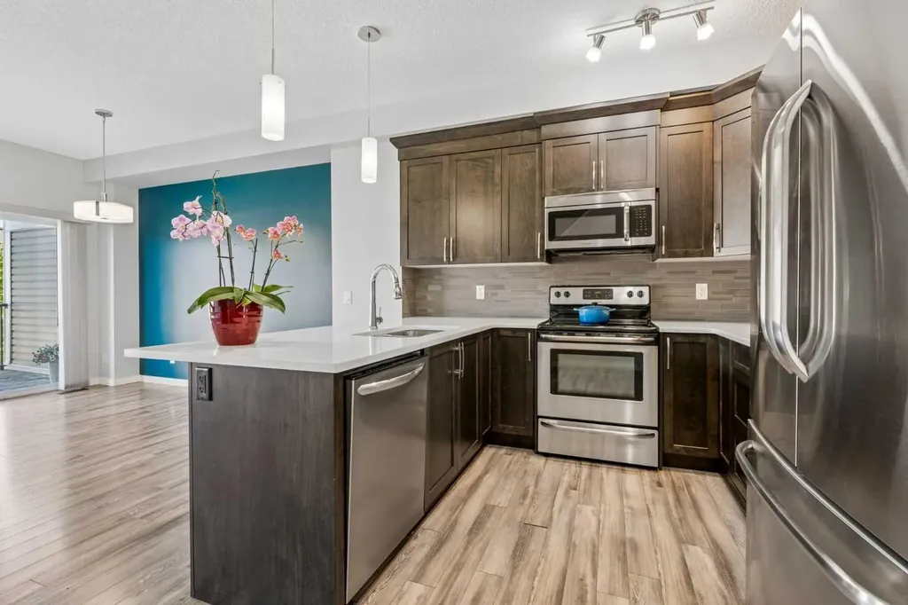 549 Hillcrest Road SW Airdrie AB T4B4H6