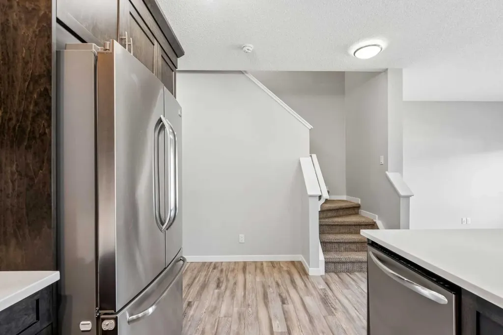 549 Hillcrest Road SW Airdrie AB T4B4H6