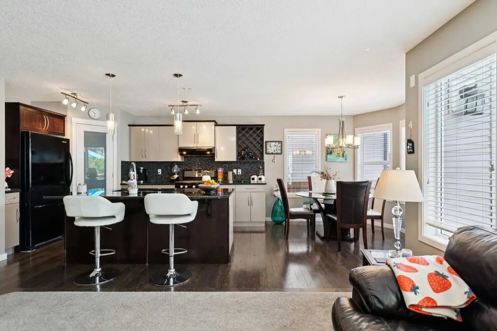 768 New Brighton Drive SE Calgary AB T2Z0Z8