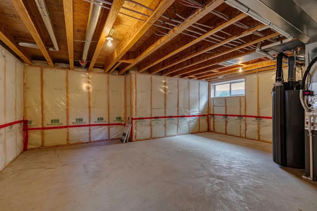 768 New Brighton Drive SE Calgary AB T2Z0Z8