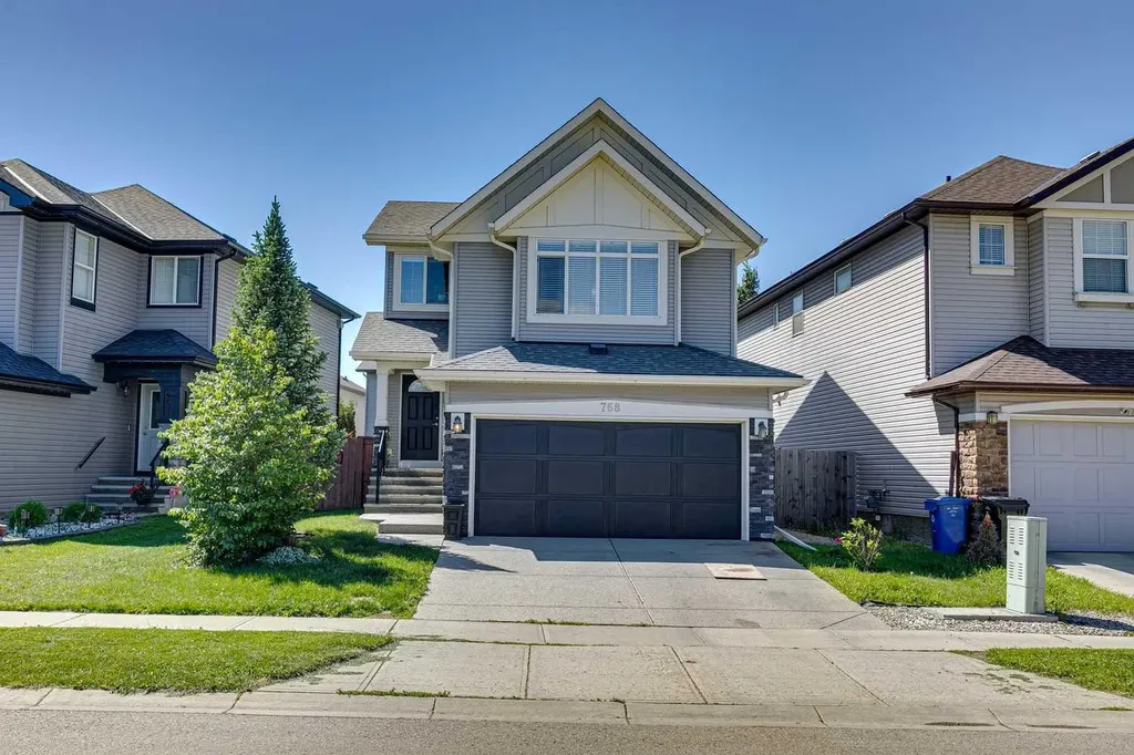 768 New Brighton Drive SE Calgary AB T2Z0Z8