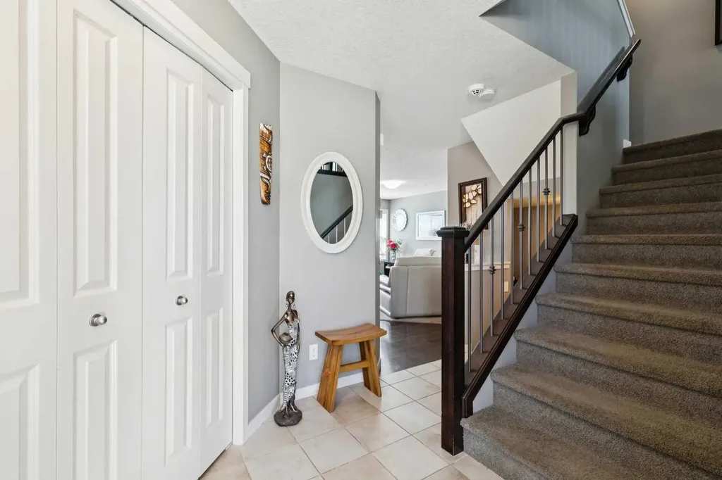 768 New Brighton Drive SE Calgary AB T2Z0Z8