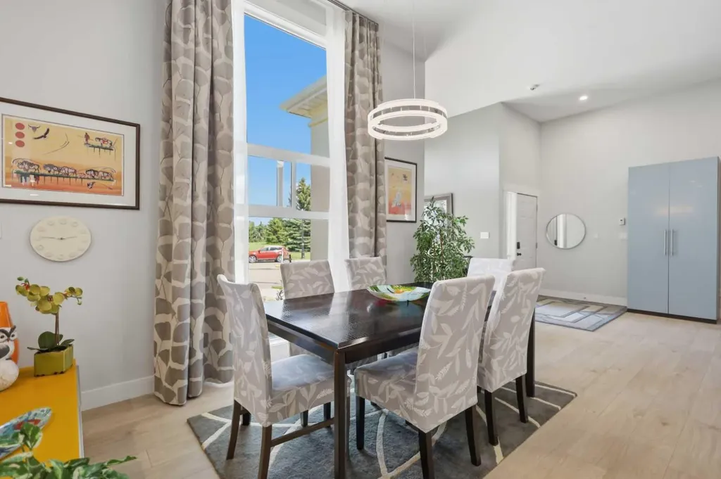 6001 47 Street Innisfail AB T4G1L3