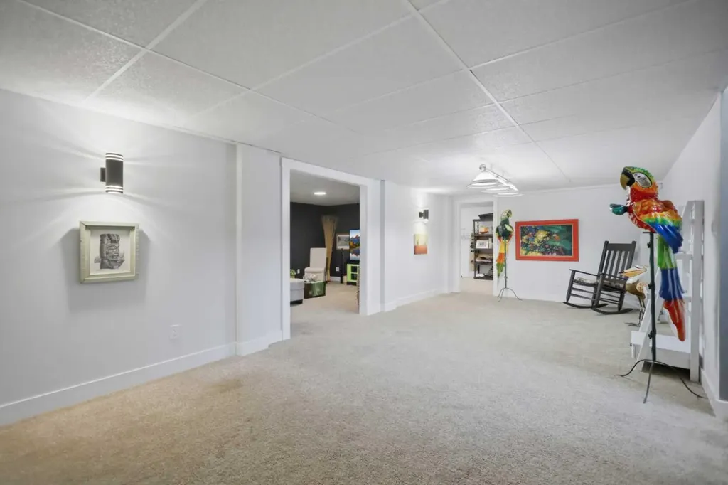 6001 47 Street Innisfail AB T4G1L3