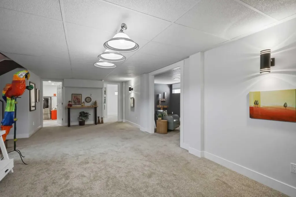 6001 47 Street Innisfail AB T4G1L3