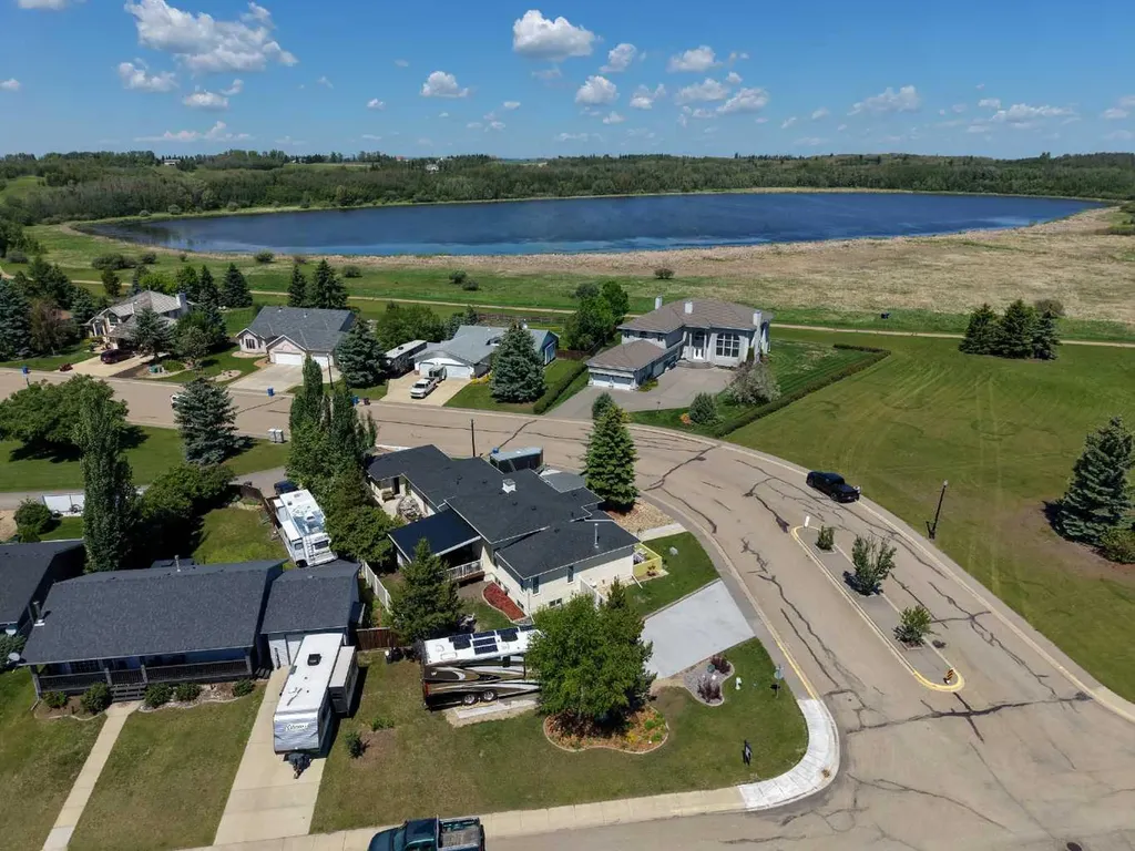 6001 47 Street Innisfail AB T4G1L3