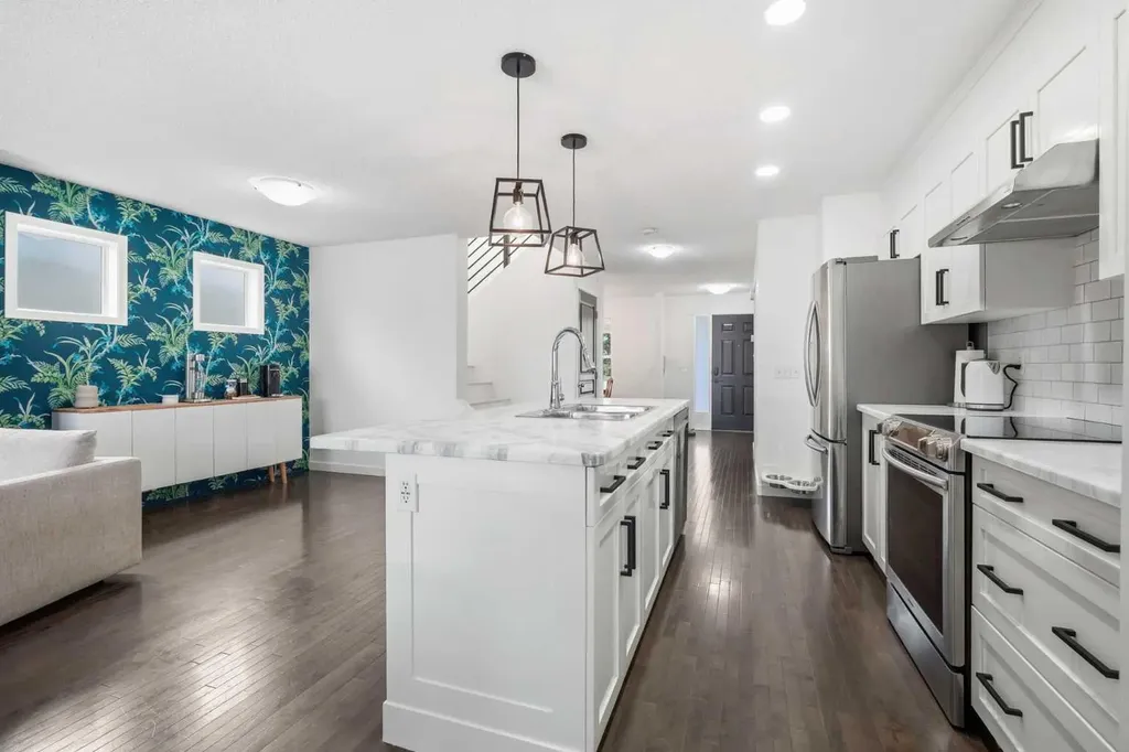 144 Copperstone Terrace SE Calgary AB T2Z0J5