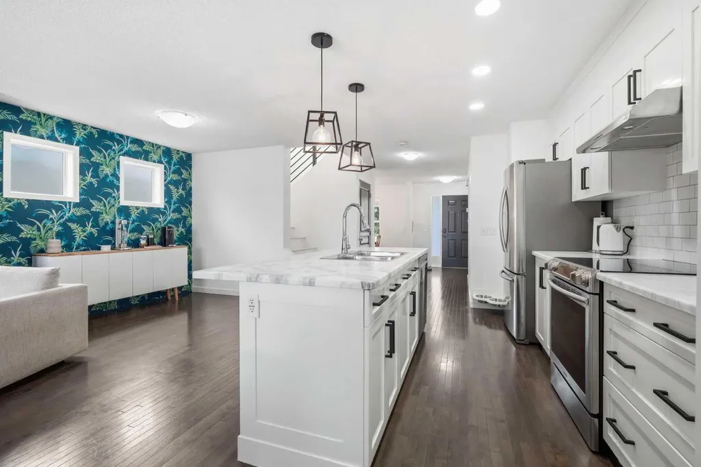 144 Copperstone Terrace SE Calgary AB T2Z0J5