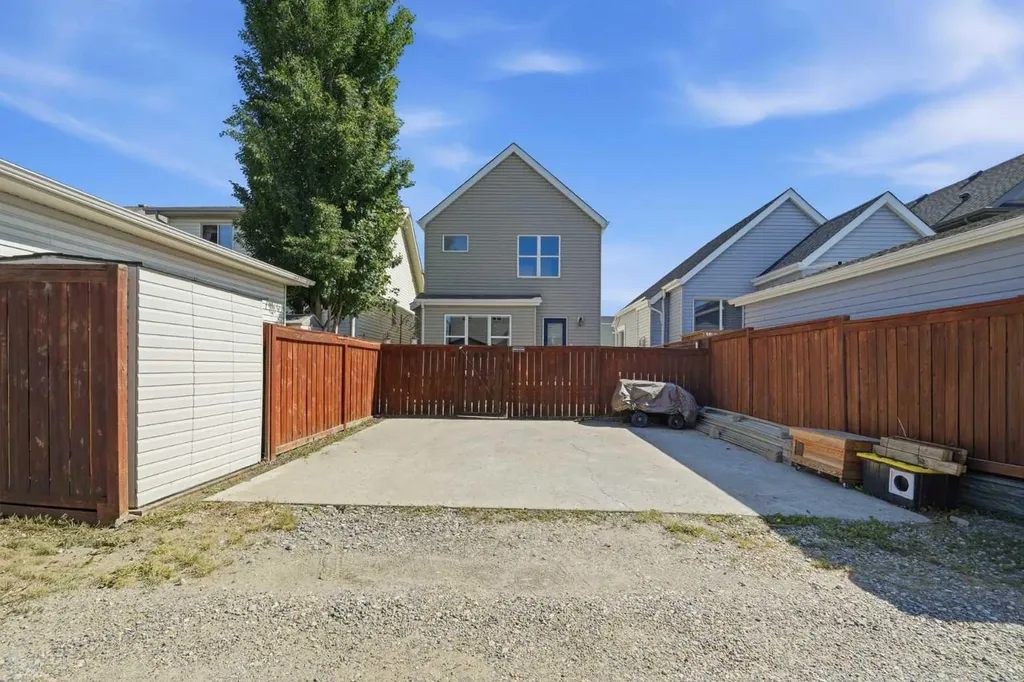 144 Copperstone Terrace SE Calgary AB T2Z0J5