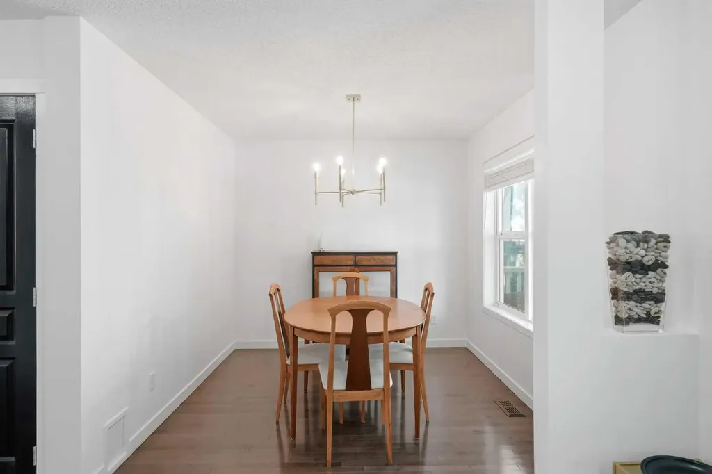 144 Copperstone Terrace SE Calgary AB T2Z0J5