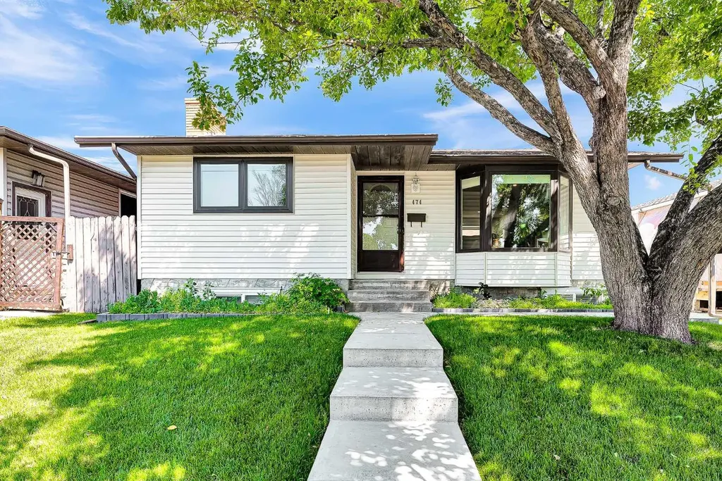 474 78 Avenue NE Calgary AB T2K 4Z9