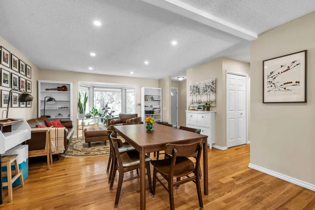 474 78 Avenue NE Calgary AB T2K 4Z9