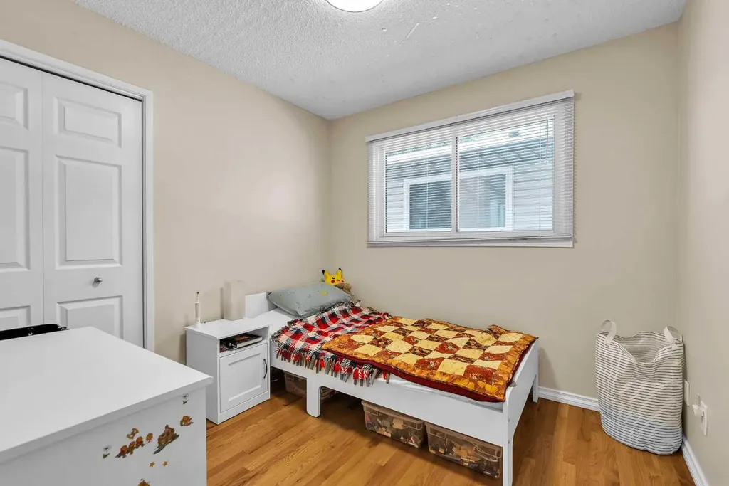 474 78 Avenue NE Calgary AB T2K 4Z9