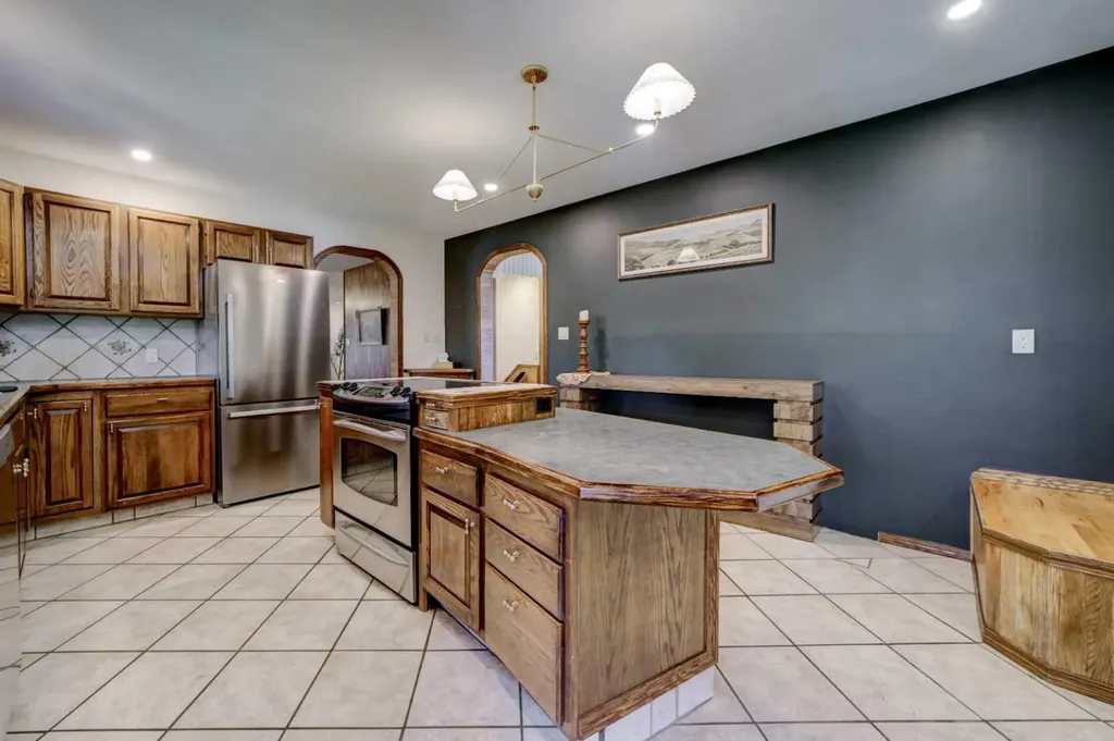 1070 Geddes Avenue Pincher Creek AB T0K 1W0
