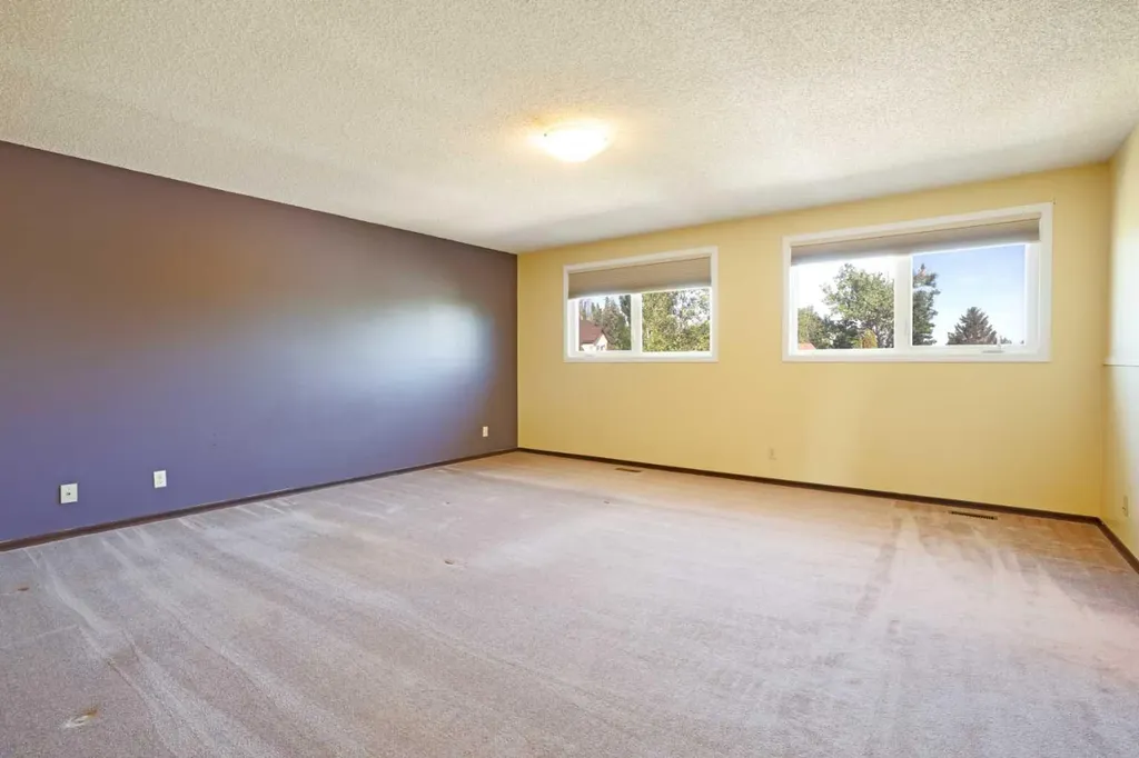 111 Temple Crescent W Lethbridge AB T1K 4T3