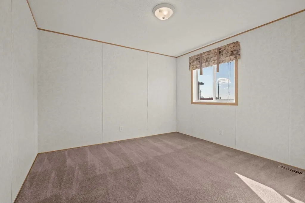 8 Trochu Avenue Trochu AB T0M2C0