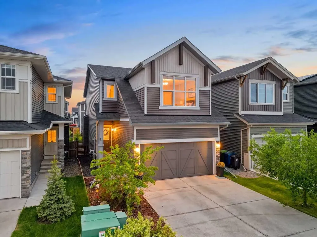 91 Emberside Garden Cochrane AB T4C 2L9