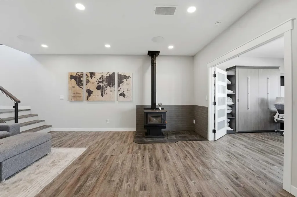 141 Lakeshore Drive Rural Camrose County AB T0B 0H3