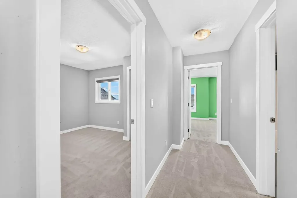 110 Crestbrook Way SW Calgary AB T3B 6H1